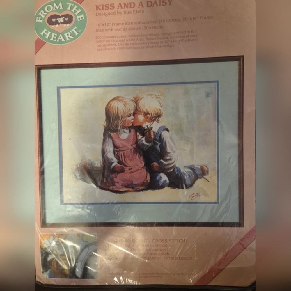 Dimensions From The Heart Kiss And A Daisy Designed By Sue Etém